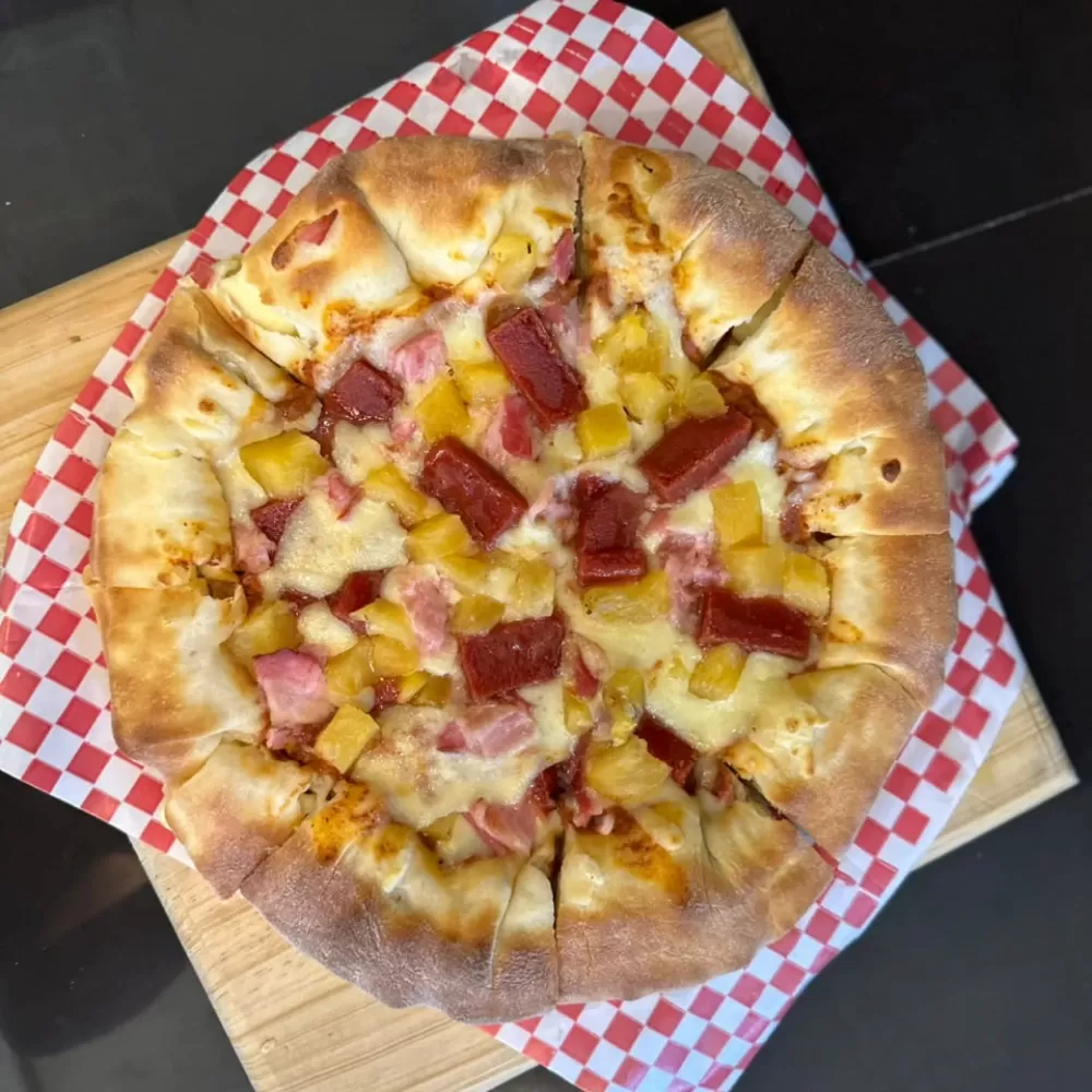 Pizza Hawaiana